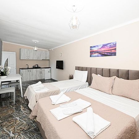 Hotel Fama Škalngur Dış mekan fotoğraf