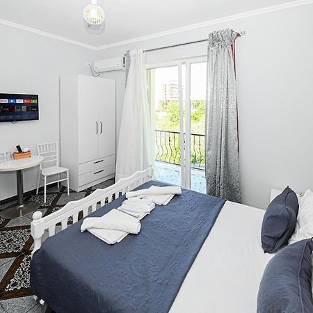 Hotel Fama Škalngur Dış mekan fotoğraf