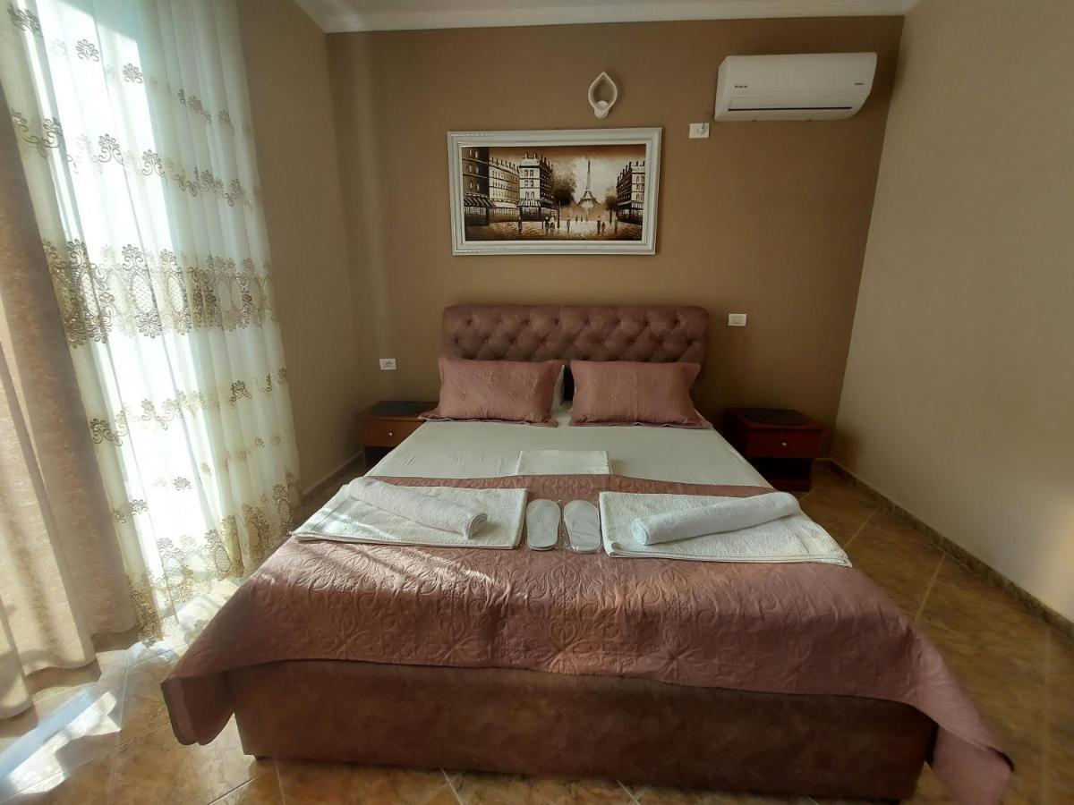 Hotel Fama Škalngur Dış mekan fotoğraf