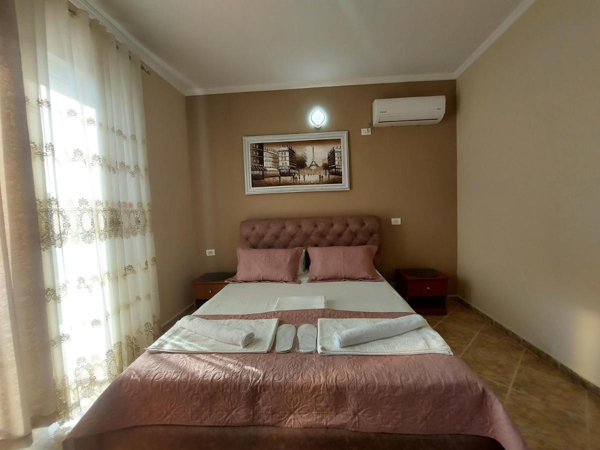 Hotel Fama Škalngur Dış mekan fotoğraf