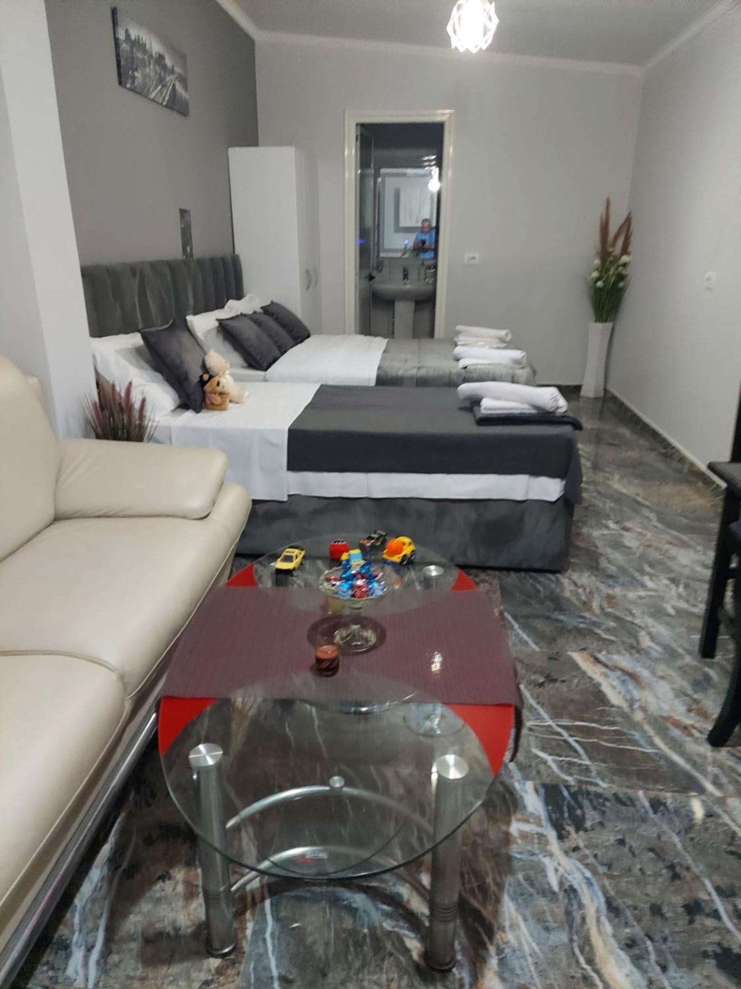 Hotel Fama Škalngur Dış mekan fotoğraf