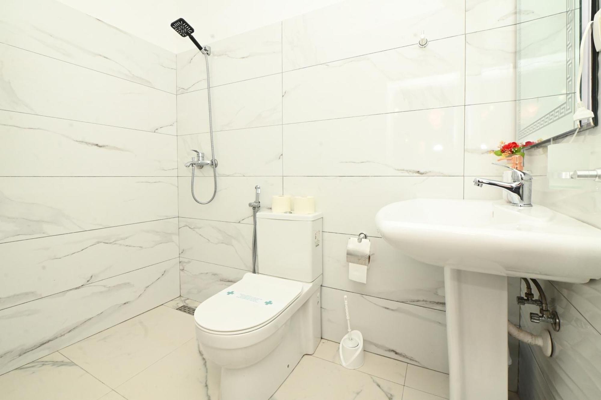 Hotel Fama Škalngur Dış mekan fotoğraf