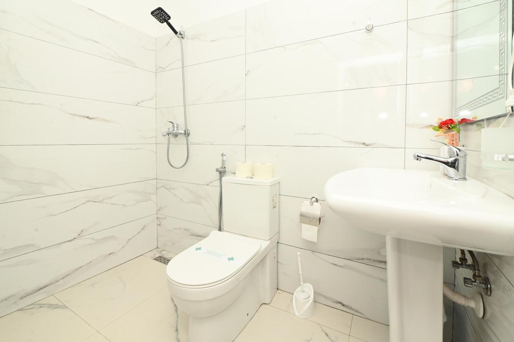 Hotel Fama Škalngur Dış mekan fotoğraf