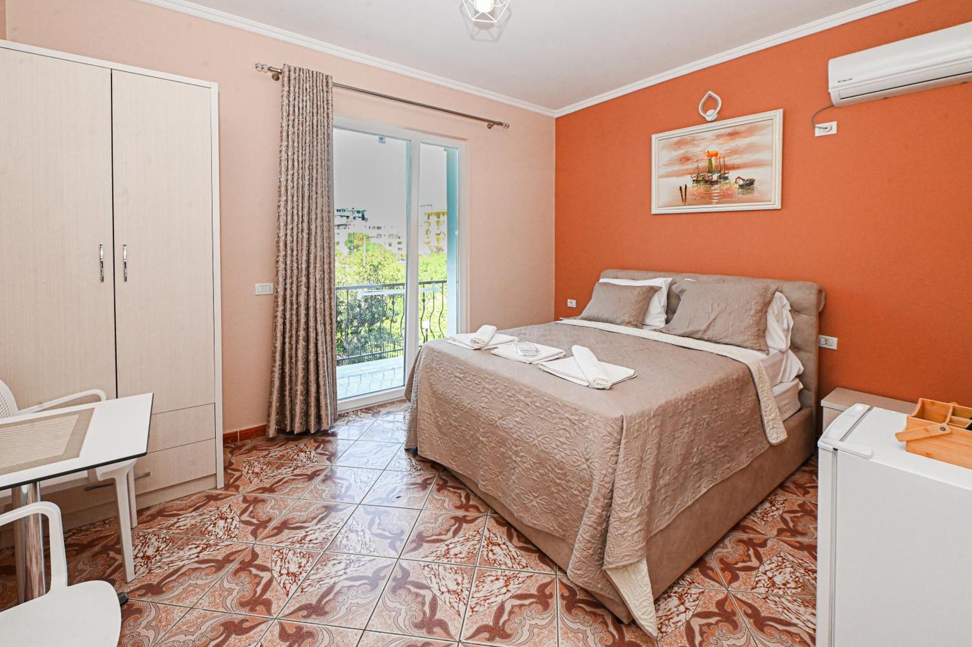 Hotel Fama Škalngur Dış mekan fotoğraf