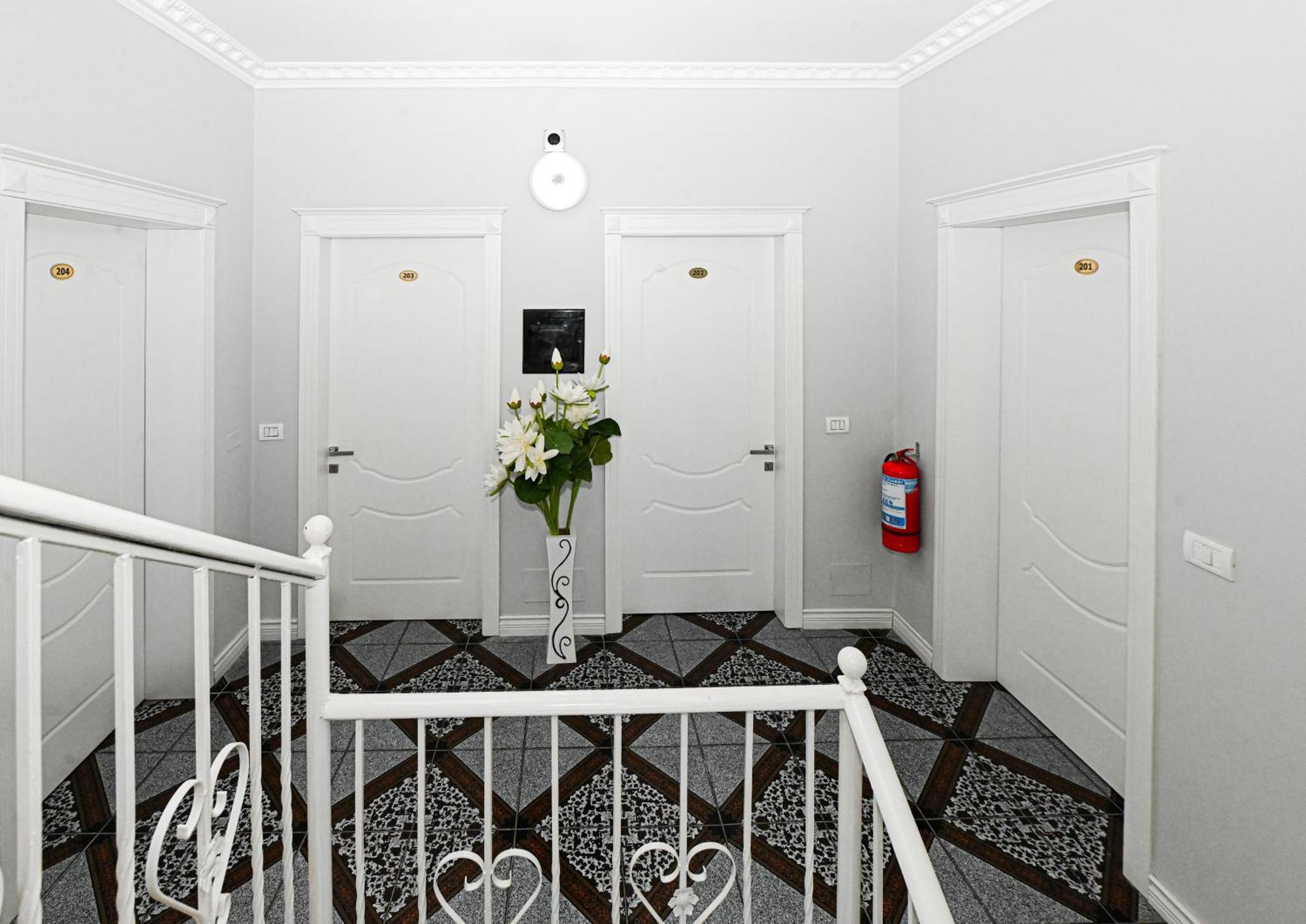 Hotel Fama Škalngur Dış mekan fotoğraf