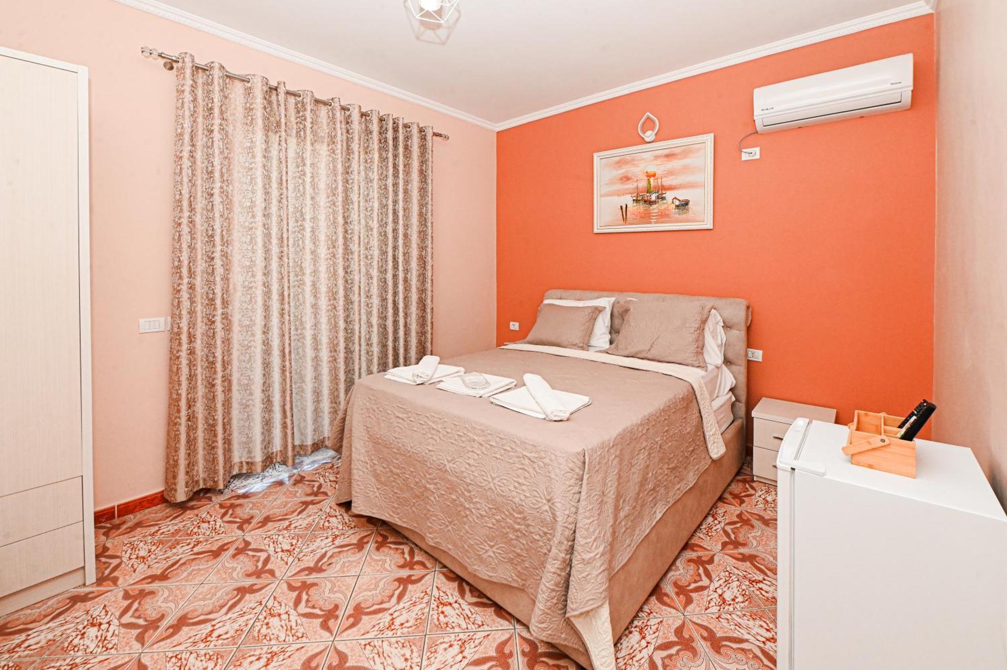 Hotel Fama Škalngur Dış mekan fotoğraf