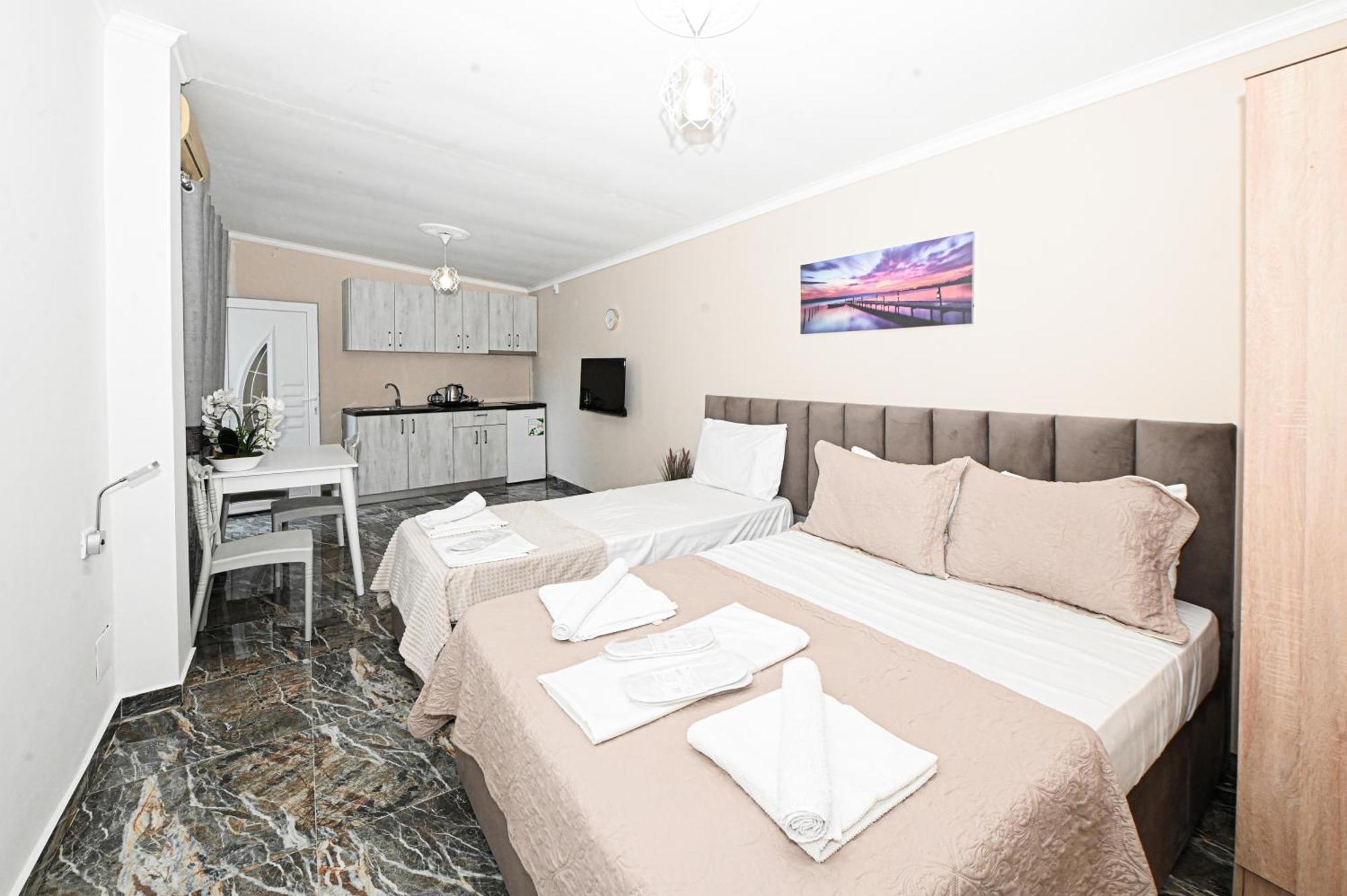 Hotel Fama Škalngur Dış mekan fotoğraf