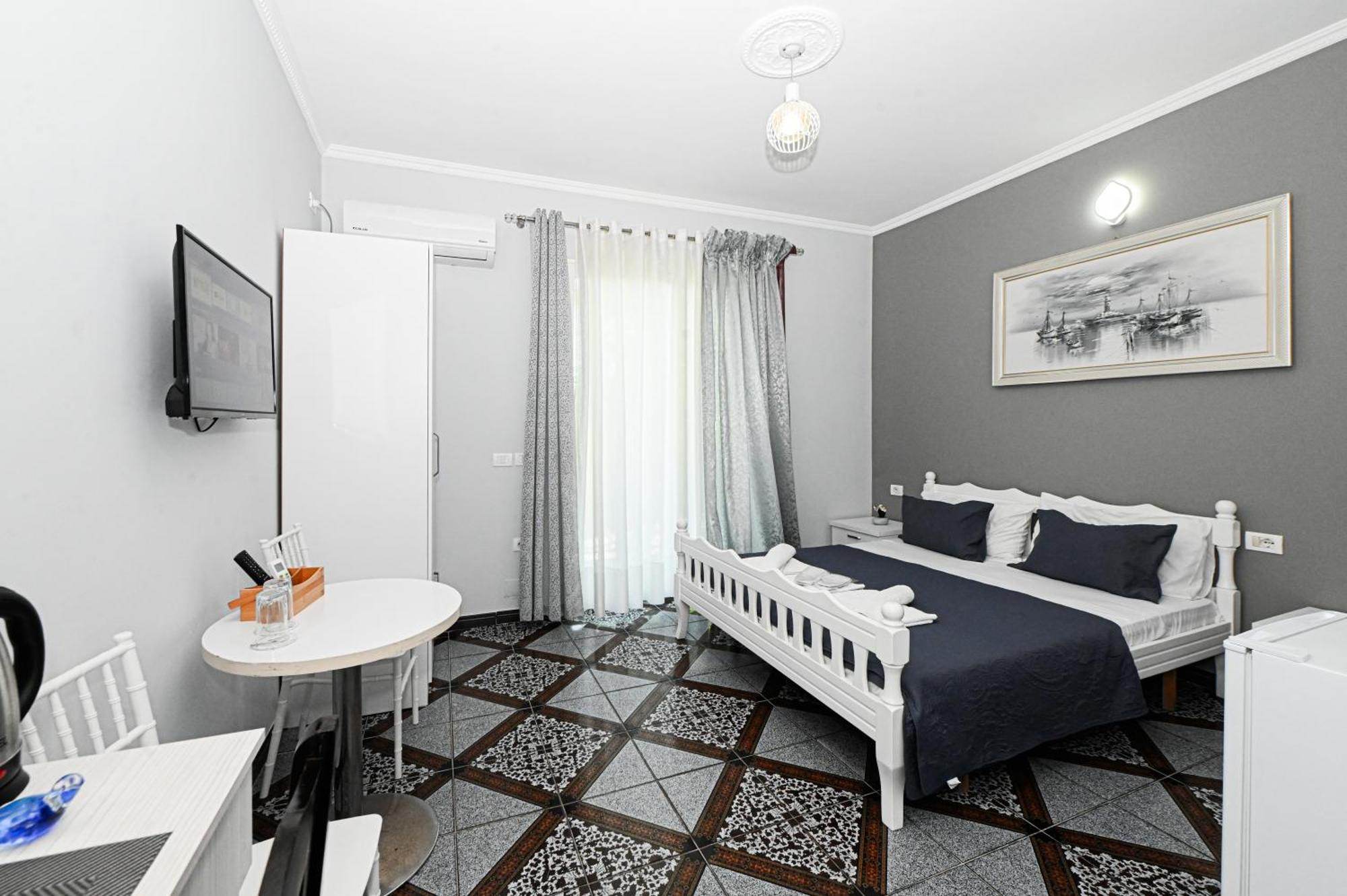 Hotel Fama Škalngur Dış mekan fotoğraf